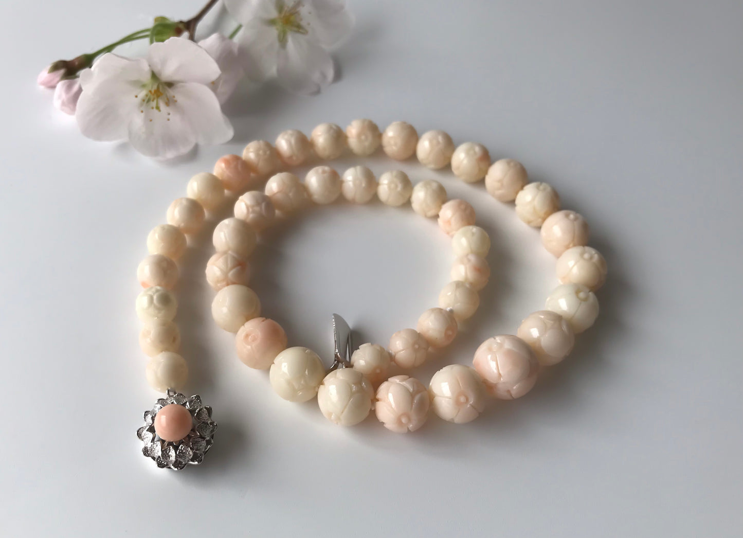 Large 13mm carved cherry blossom coral vintage necklace