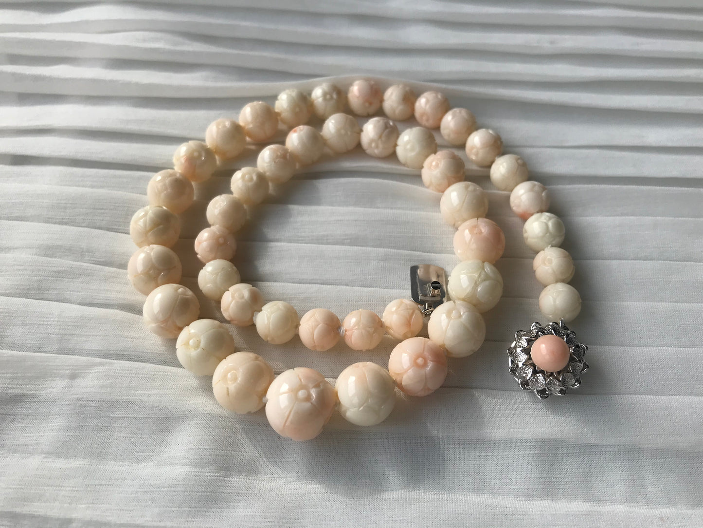 Large 13mm carved cherry blossom coral vintage necklace