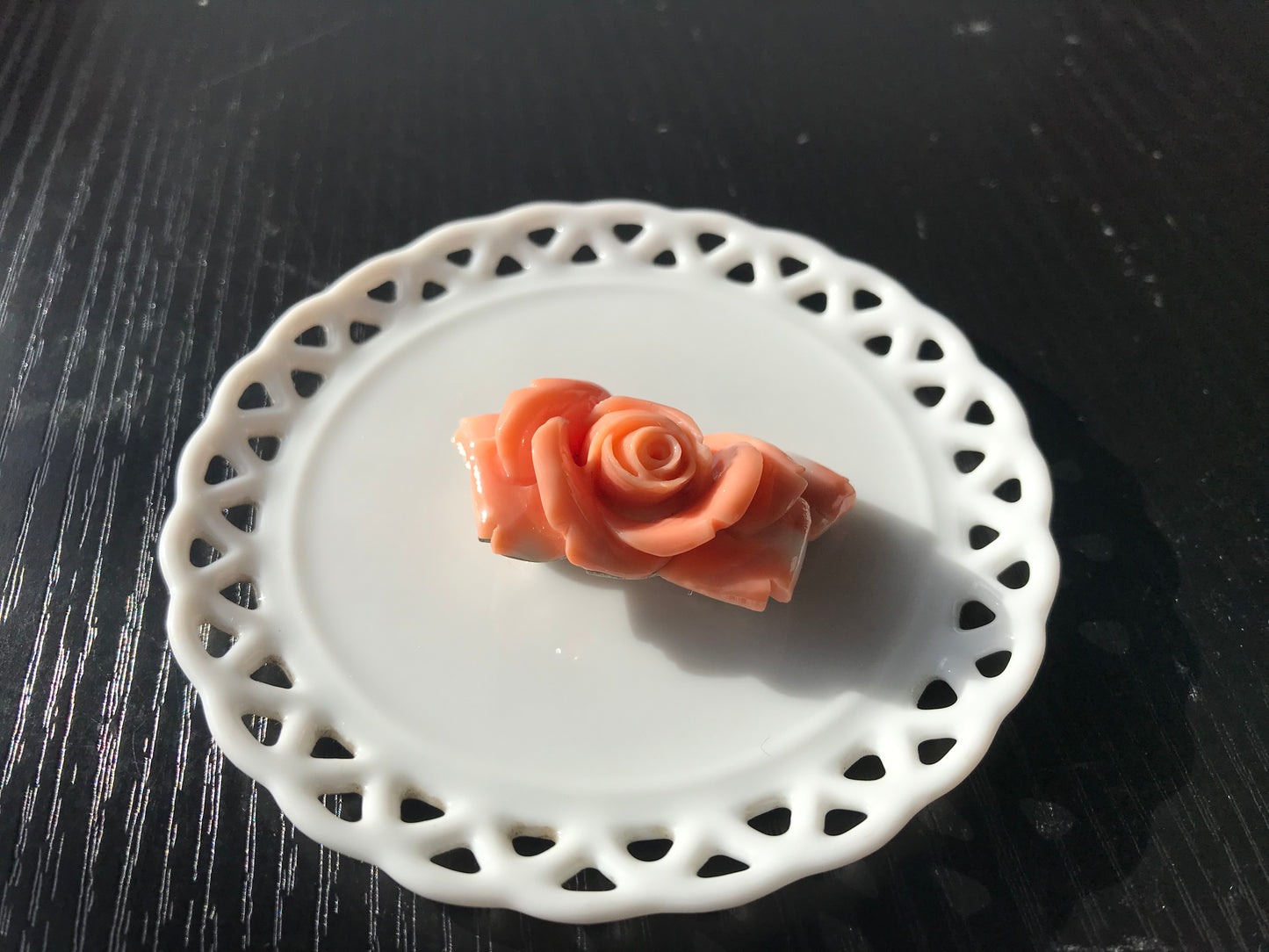 Collectors item Natural Angel Skin pink carved Momo coral rose vintage brooch