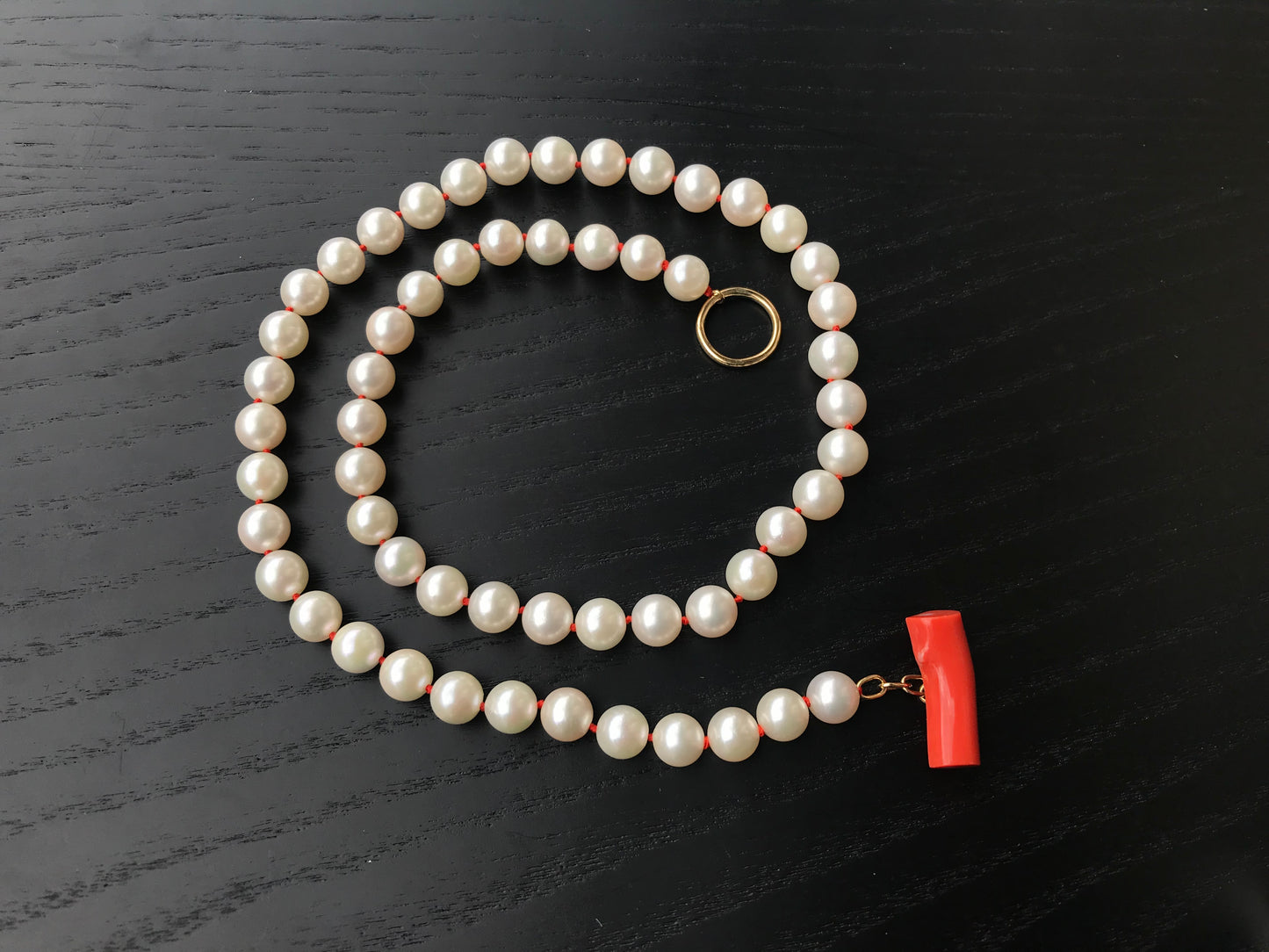 K18 Akoya pearl necklace with Momo coral bar