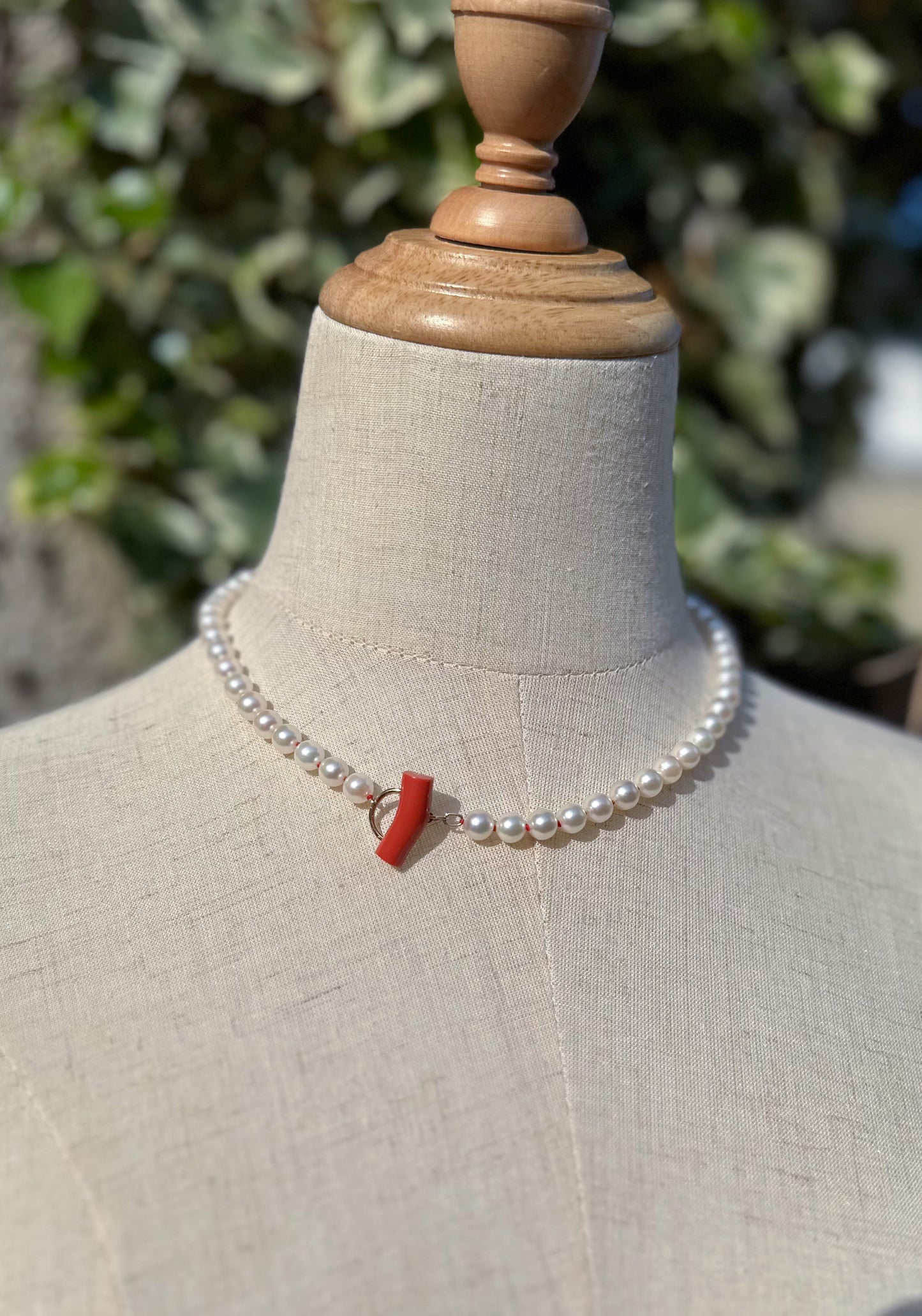 K18 Akoya pearl necklace with Momo coral bar