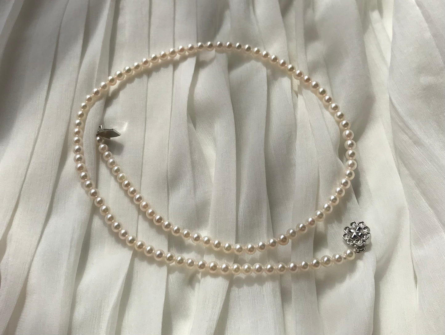 Akoya baby pearl vintage necklace