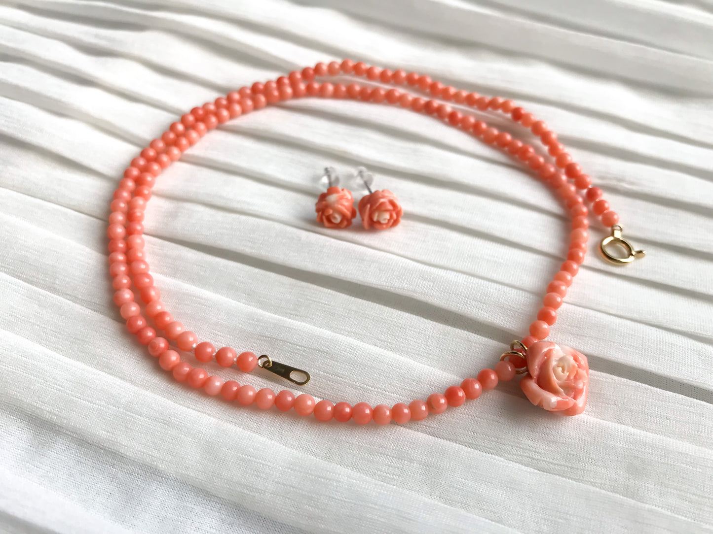 18K gold angel skin Momo coral rose necklace,pendant and earrings set