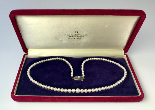 Mikimoto Akoya pearl vintage graduated necklace with the original box