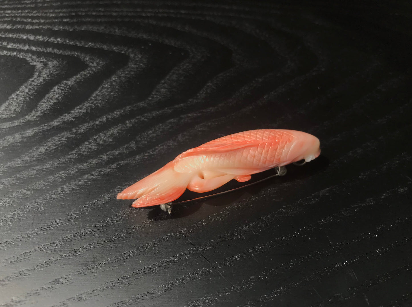 Extra large Nishiki-goi (carp) natural pink carved coral vintage brooch/pendant