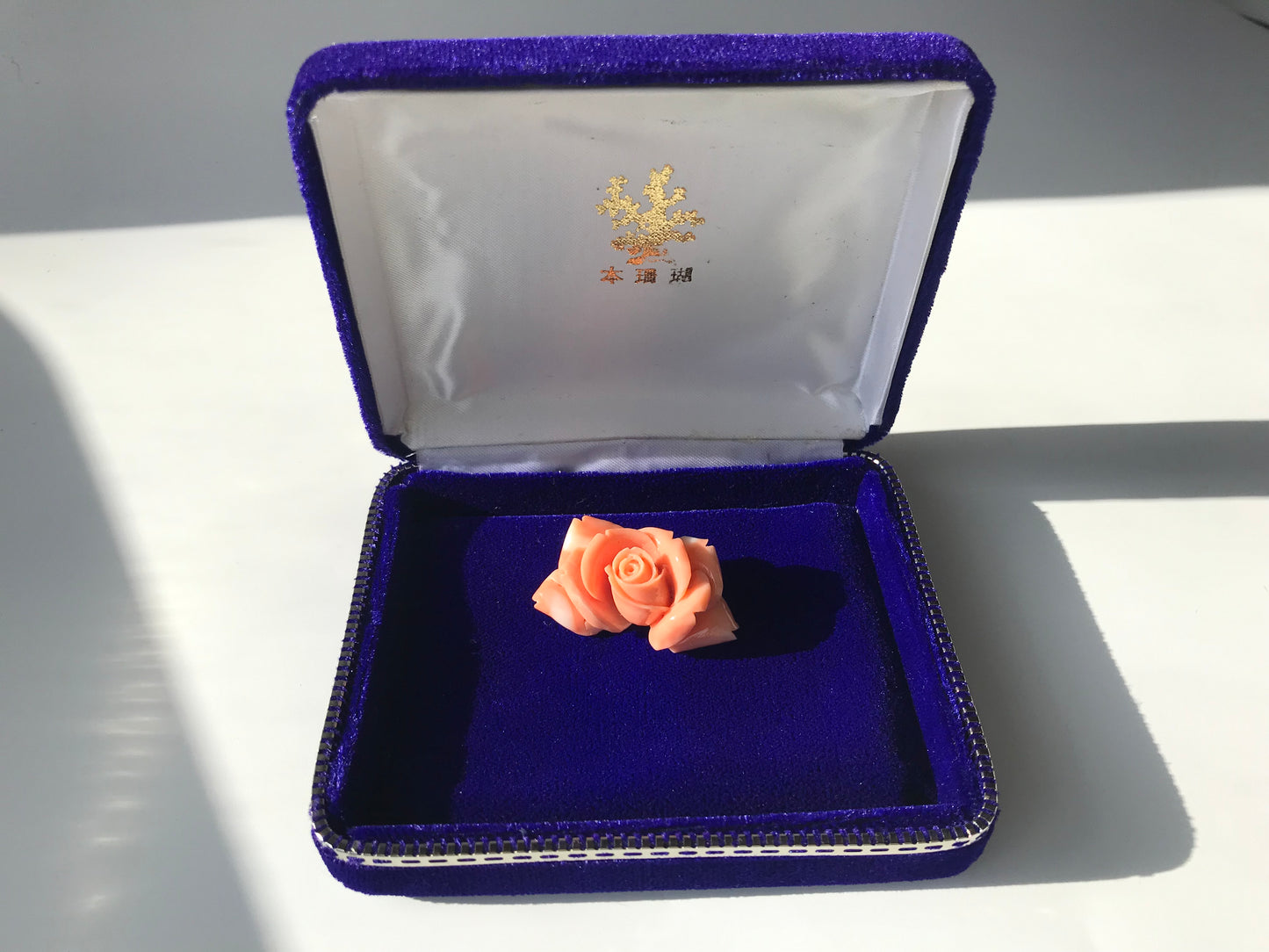 Collectors item Natural Angel Skin pink carved Momo coral rose vintage brooch
