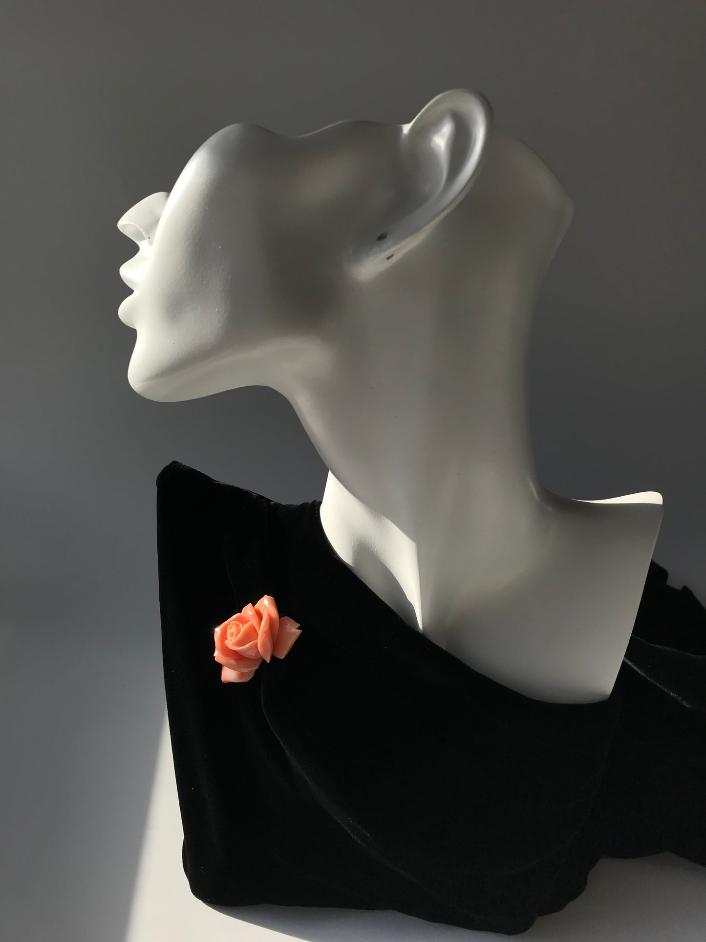 Collectors item Natural Angel Skin pink carved Momo coral rose vintage brooch
