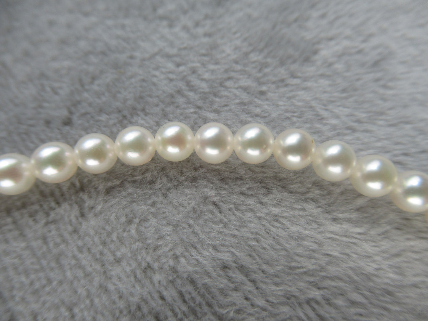 Akoya baby pearl vintage necklace